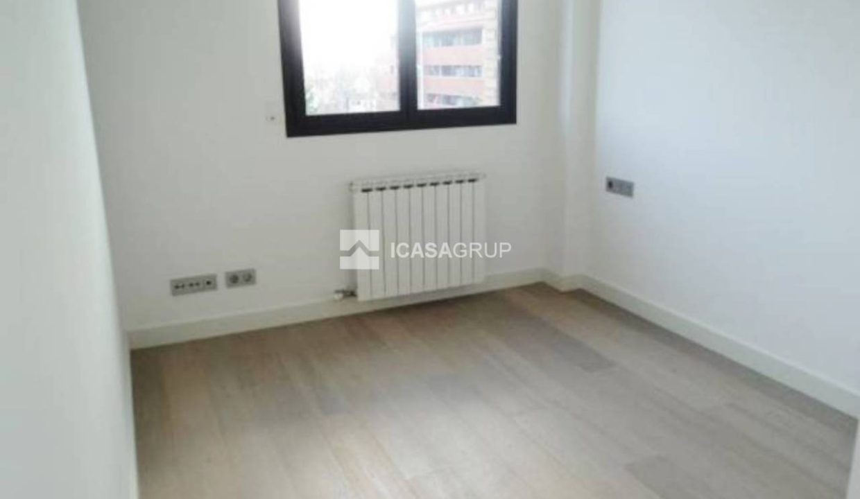 1168_089991_foto_6_496751745_20141112112353