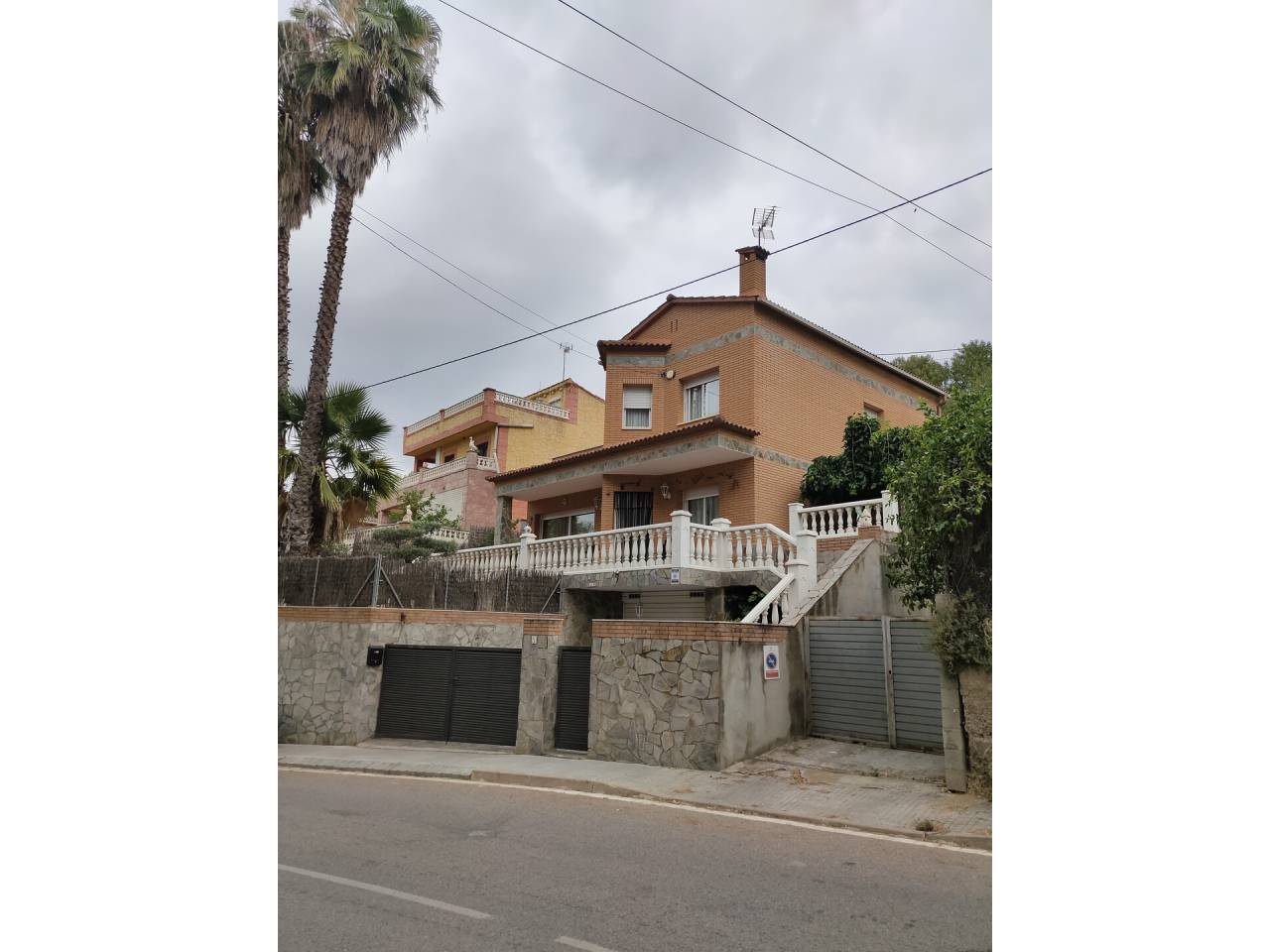 Casa unifamiliar con jardín y preciosas vistas en Can Mir, Rubí