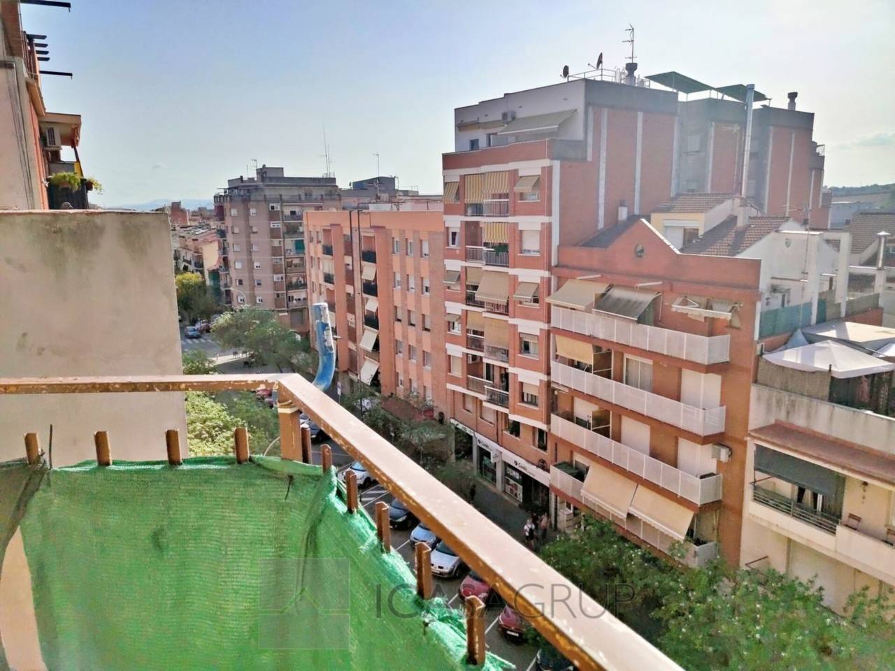 Piso de 3 habitaciones con balcón en la Serreta, Rubí