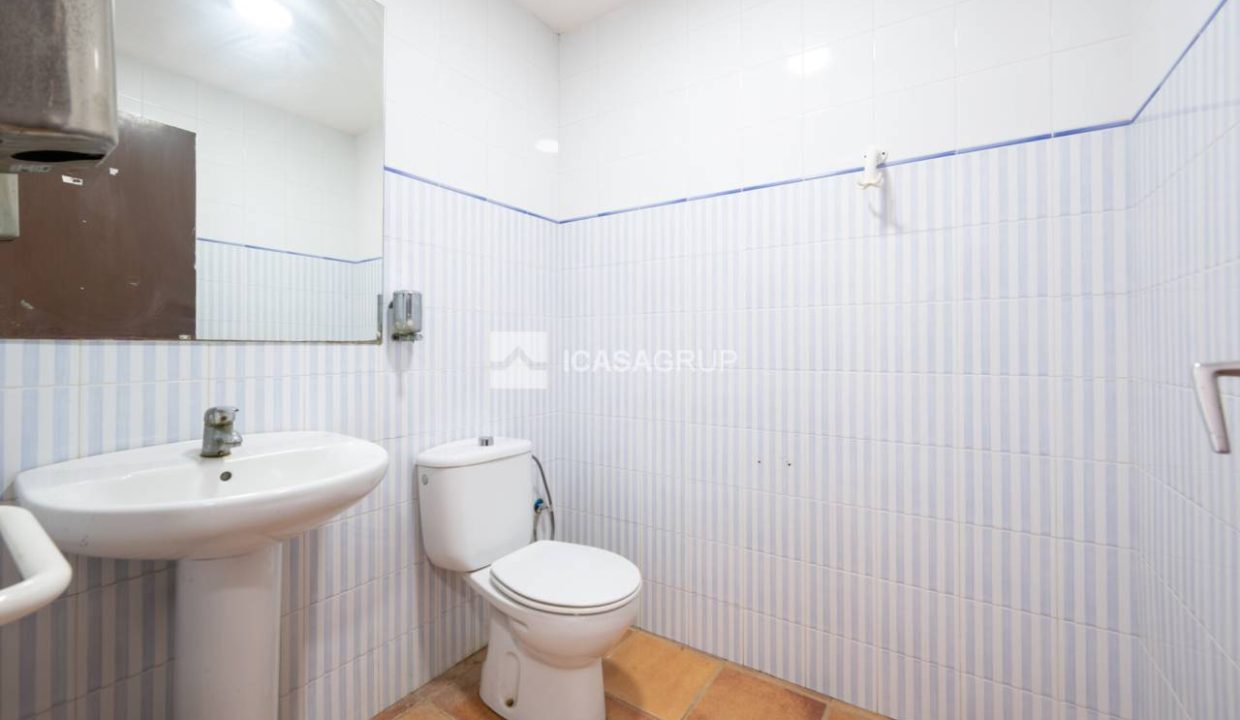 1168_60000892176_c5b804e0-5f63-4c0f-b9a6-59ae48fae604