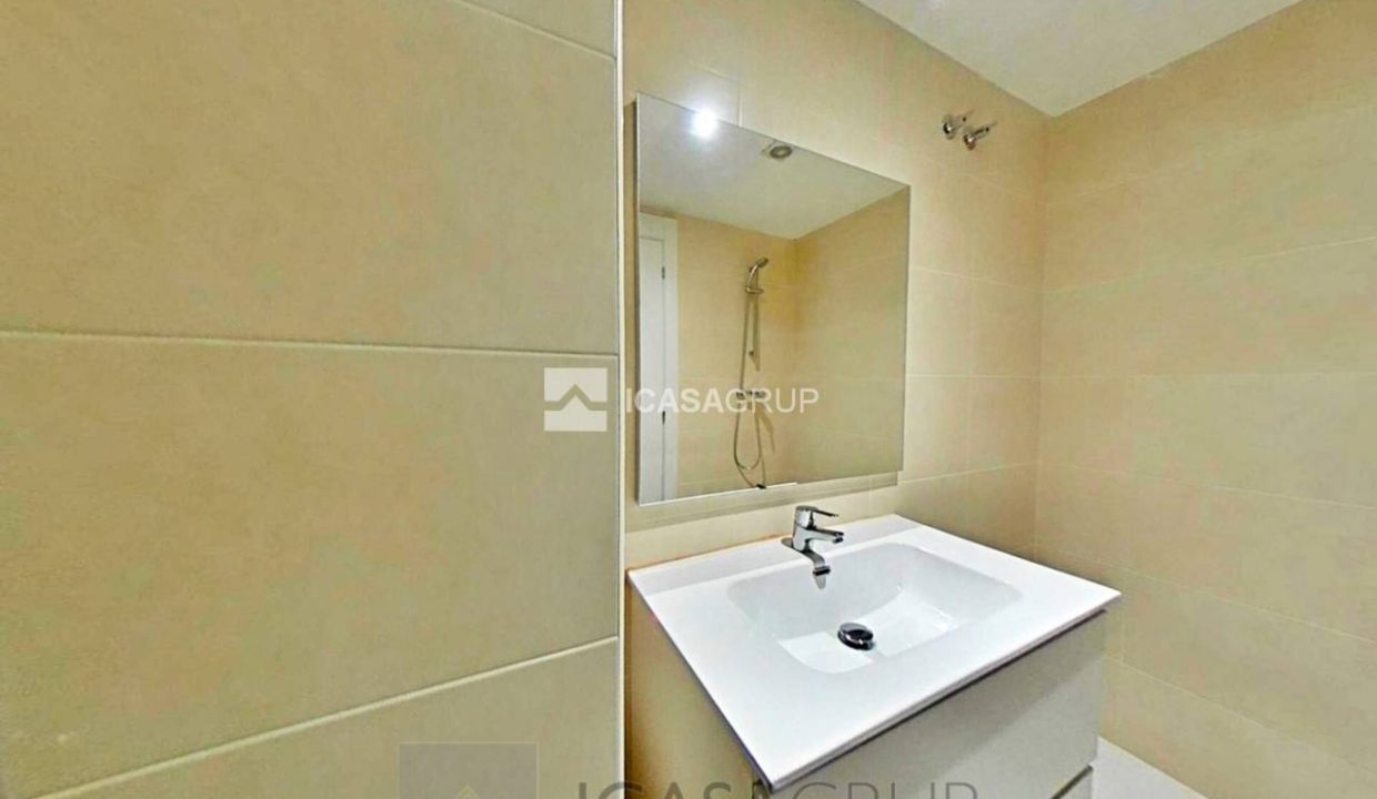 1168_60018610530_5562342e-bac0-4ff7-97e2-8d91b8f35ace