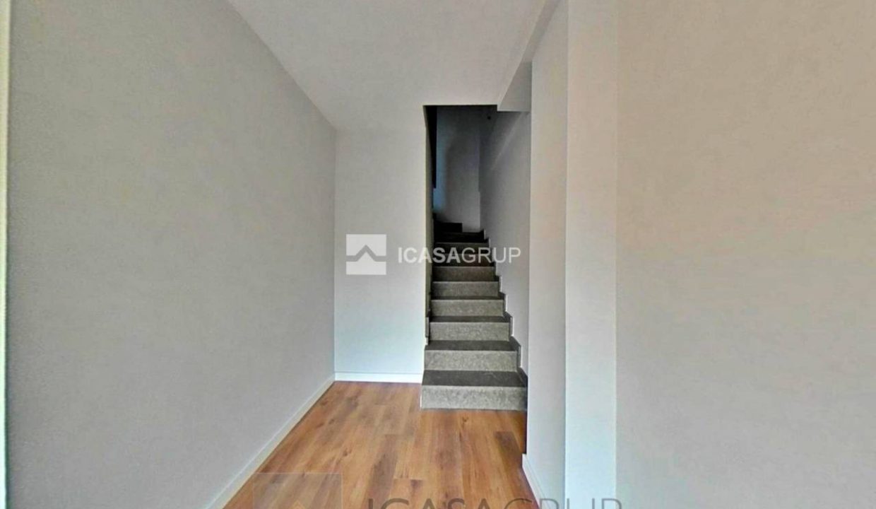 1168_60018610530_c84e4e0a-de9e-496e-9dfa-2cd13a0fea97