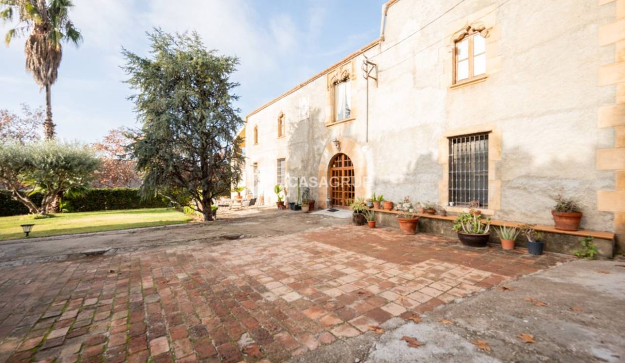 1168_60931843759_036ec2e2-b345-487d-b40f-e78012d9d173