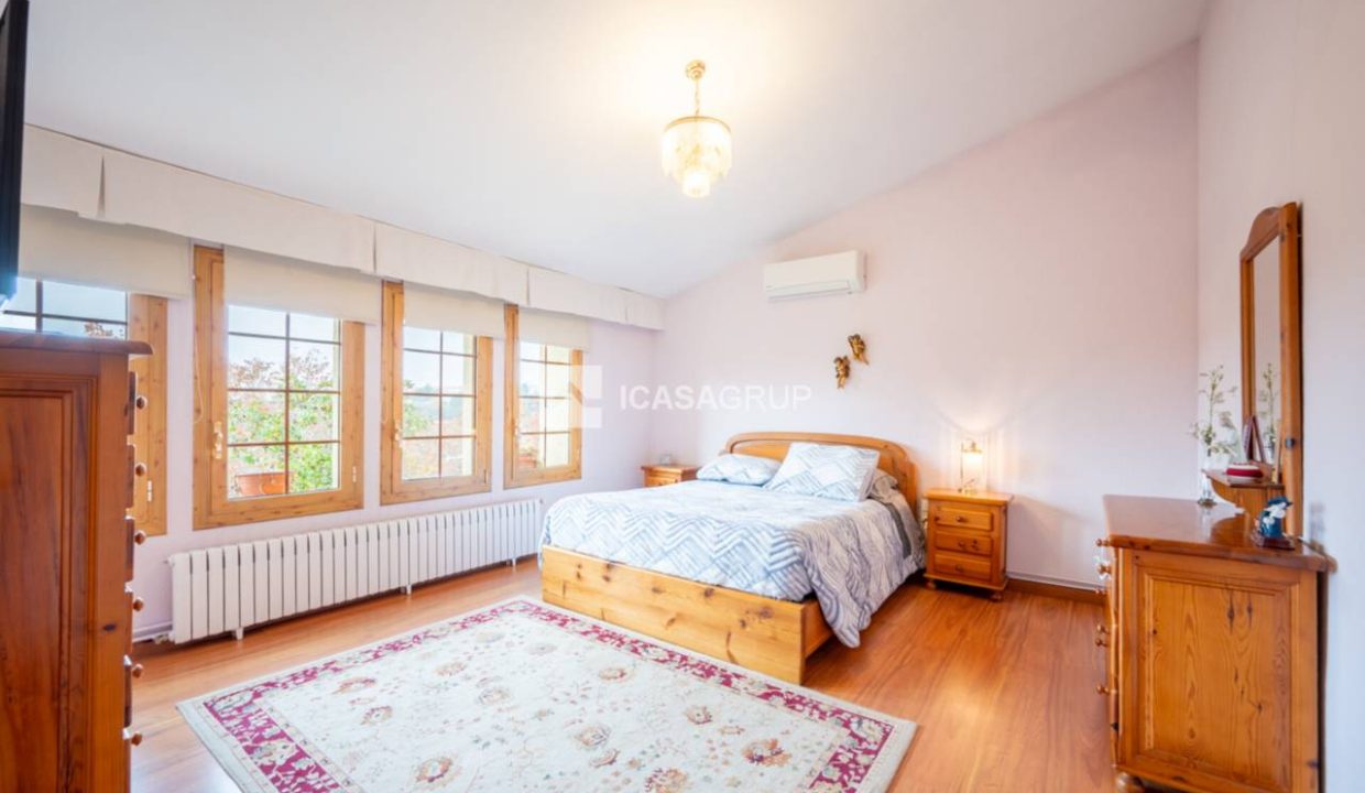 1168_60931843759_38b295d1-525f-4919-a93f-9bc42a21e6d5