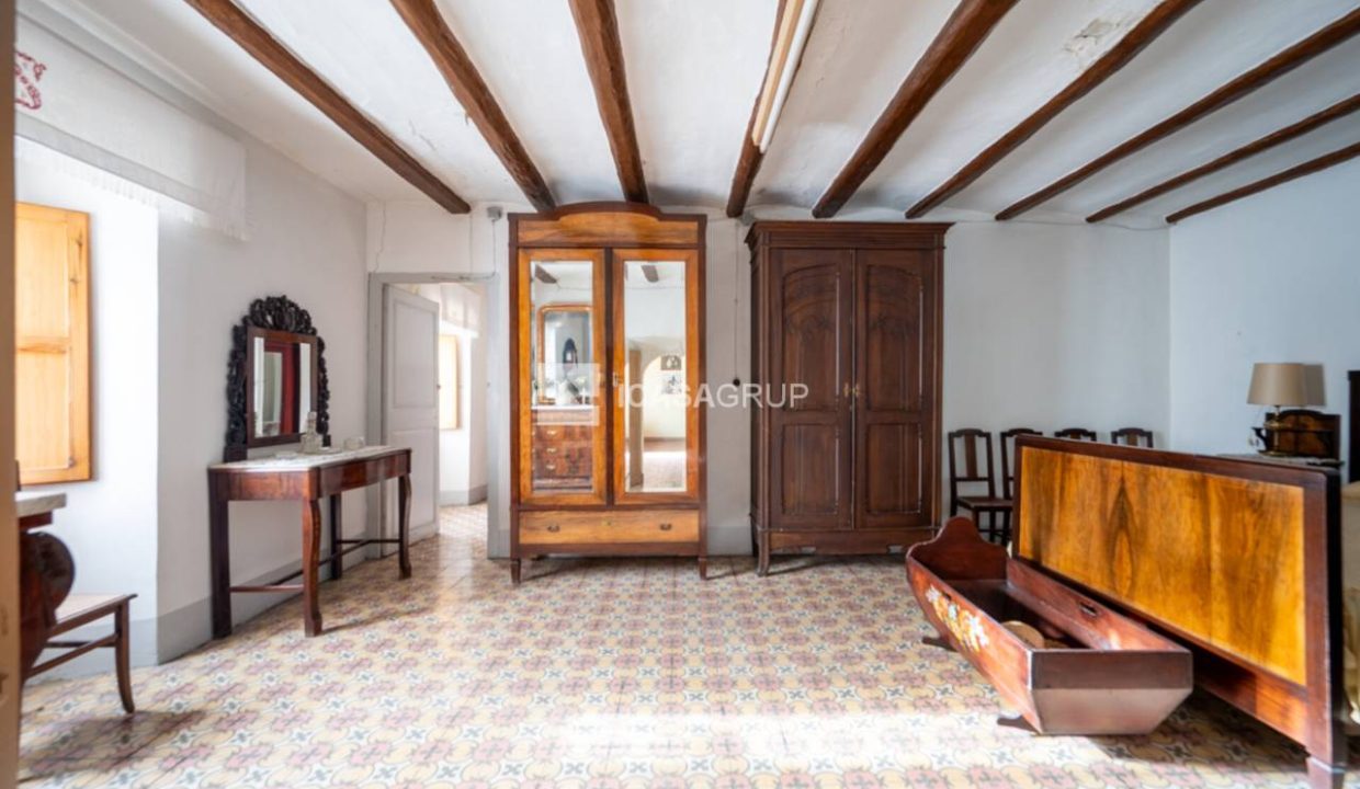 1168_60931843759_4cfa2cc8-889c-45ce-b36e-dcc3f6bc4a09