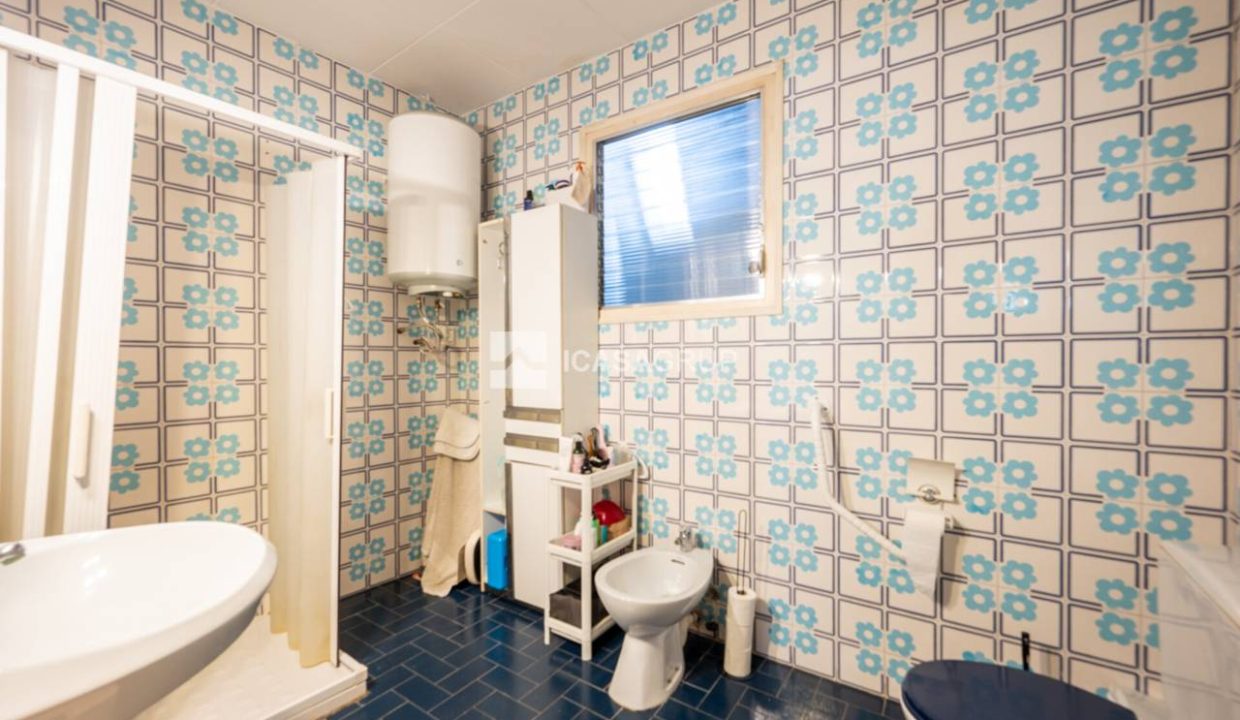 1168_60931843759_9ec40959-a125-486f-aab8-cf42f757e492