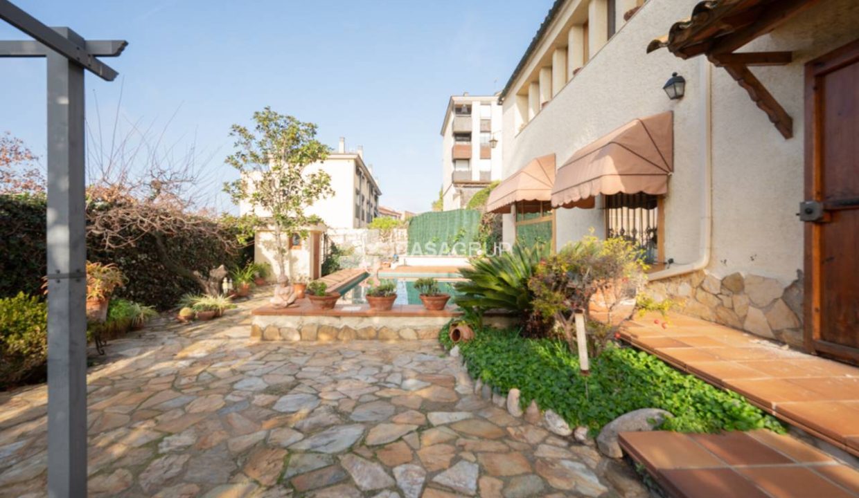 1168_60931843759_a9e30da9-9579-4aed-a93c-7671d9b6080f