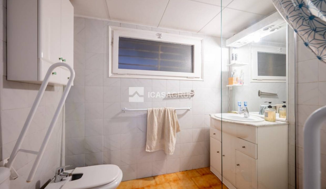 1168_60931843759_c68816de-11c1-47e3-9417-3c582171d195