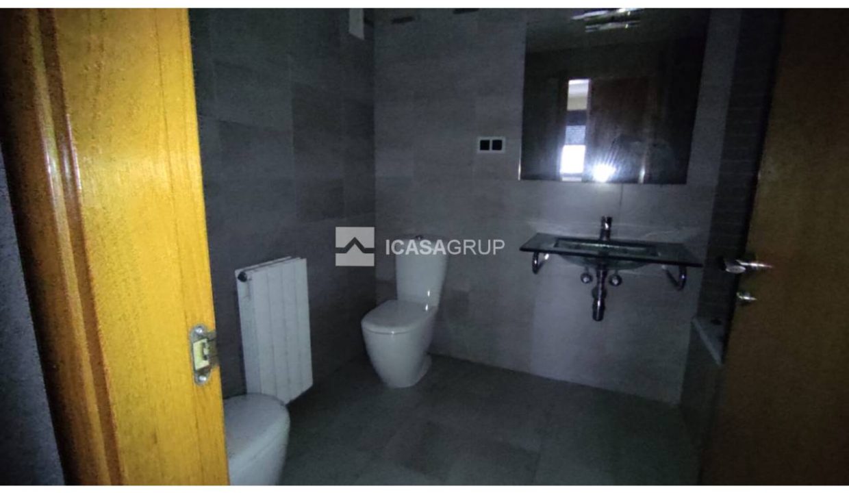 1168_62524503535_3b914207-633d-42fa-b19c-c7ff7a1b3c4f