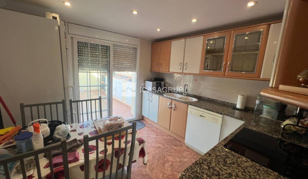 1168_62573344918_0e52f4d8-2cbe-41c1-b0ab-c1950e1d6ce0