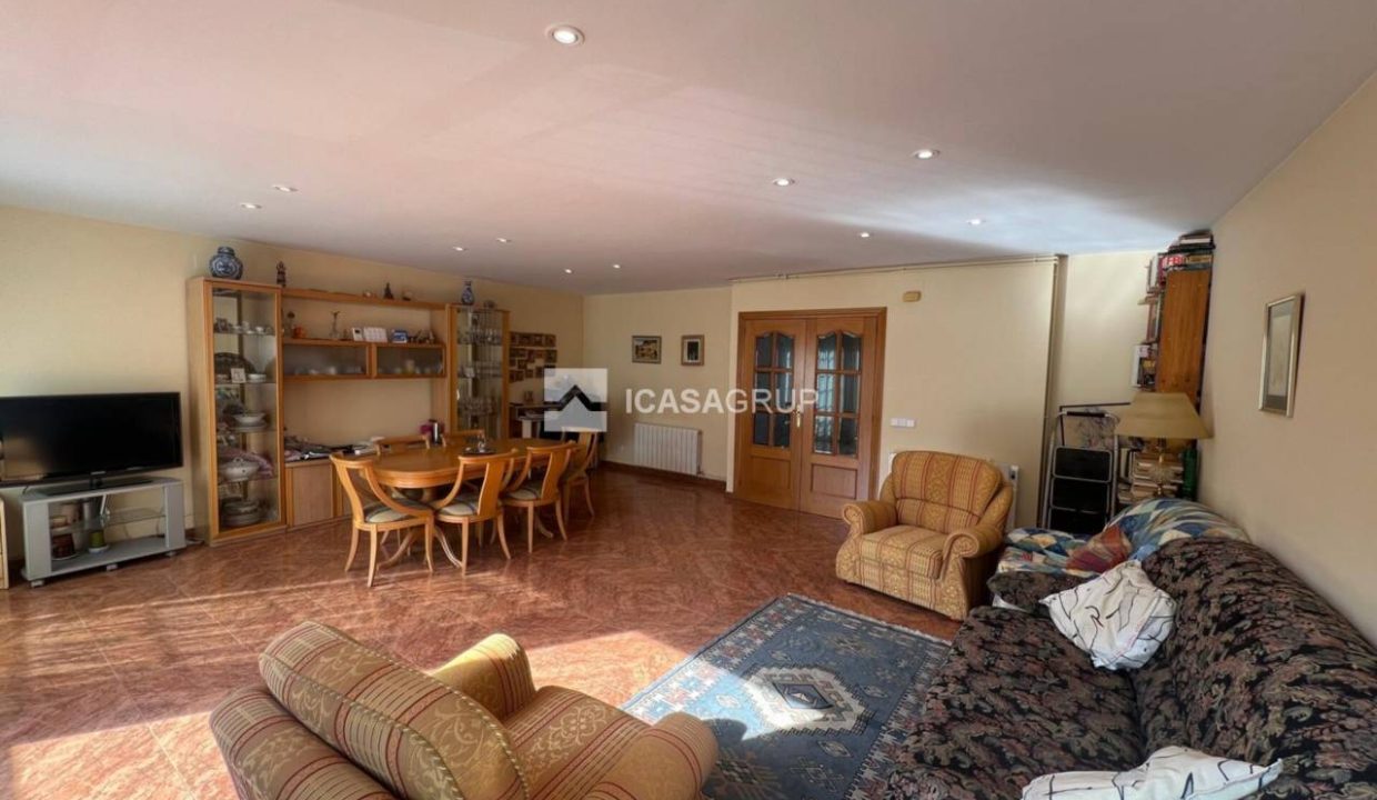 1168_62573344918_7e0028a5-a4aa-45dd-a4c1-b54f295b3254