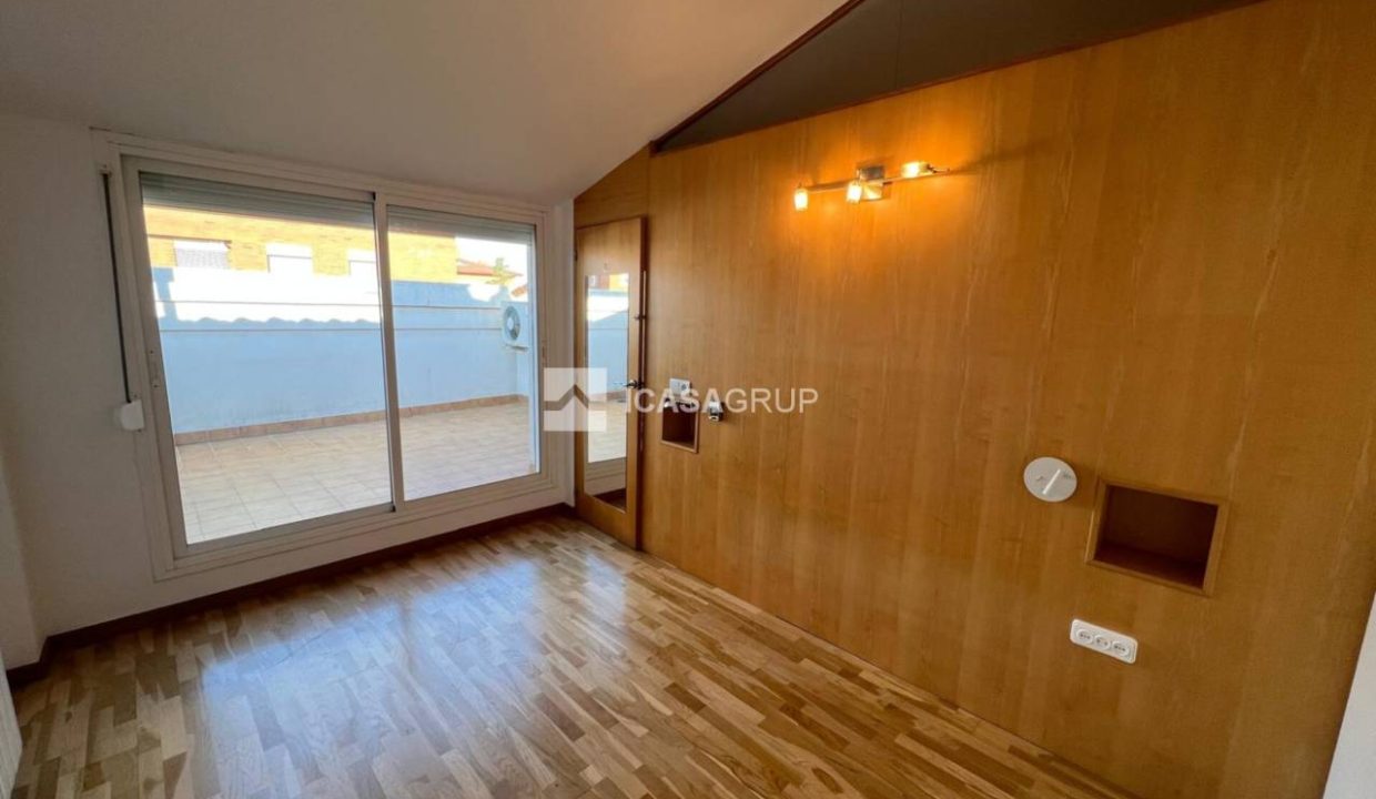 1168_62578406737_3f3051a1-bb3c-47cb-8b27-cb1e4bf669bd