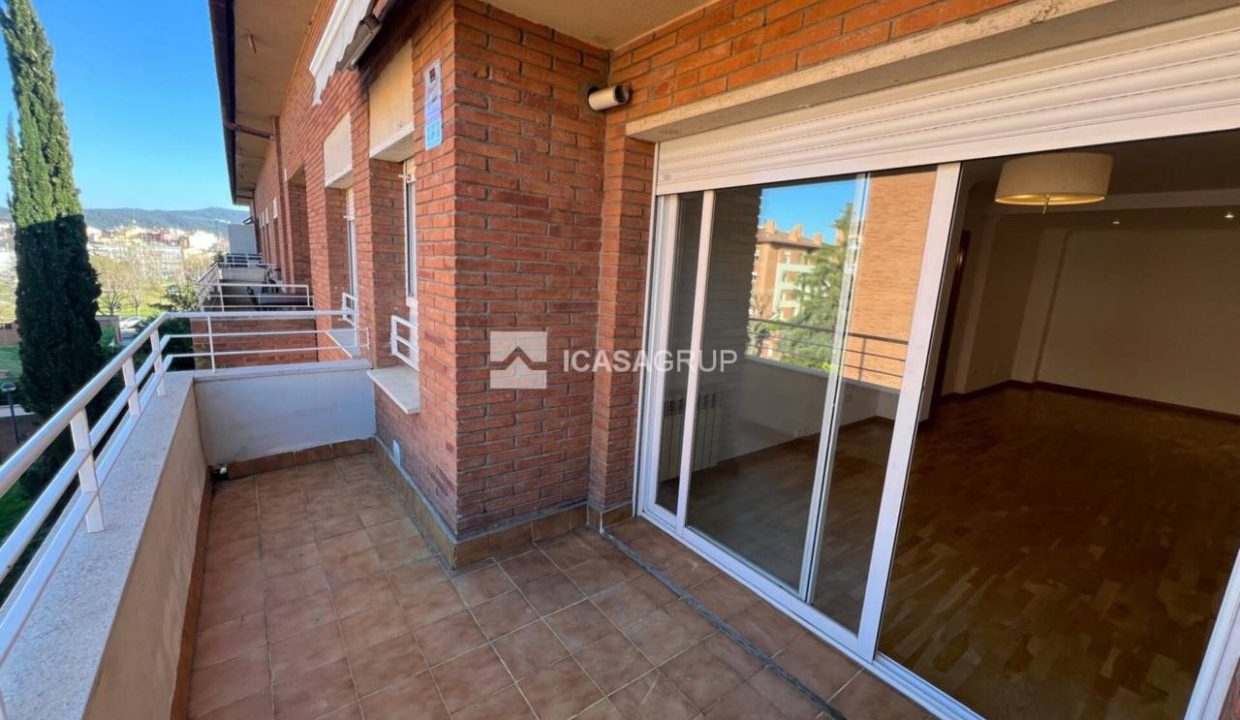 1168_62578406737_45b5a178-43a3-4e26-9ef5-4f8a8f039364