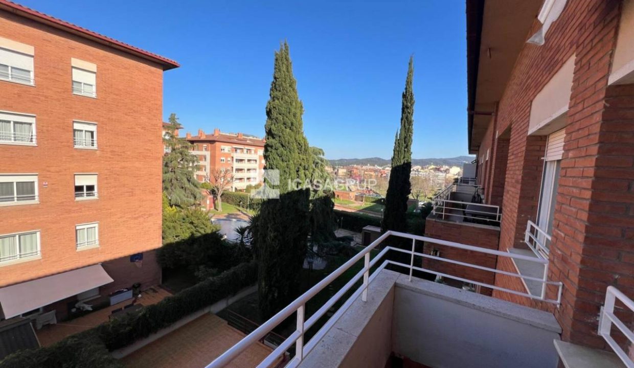 1168_62578406737_5f1ab76d-c878-491c-b0fb-7a89e6ab83bc