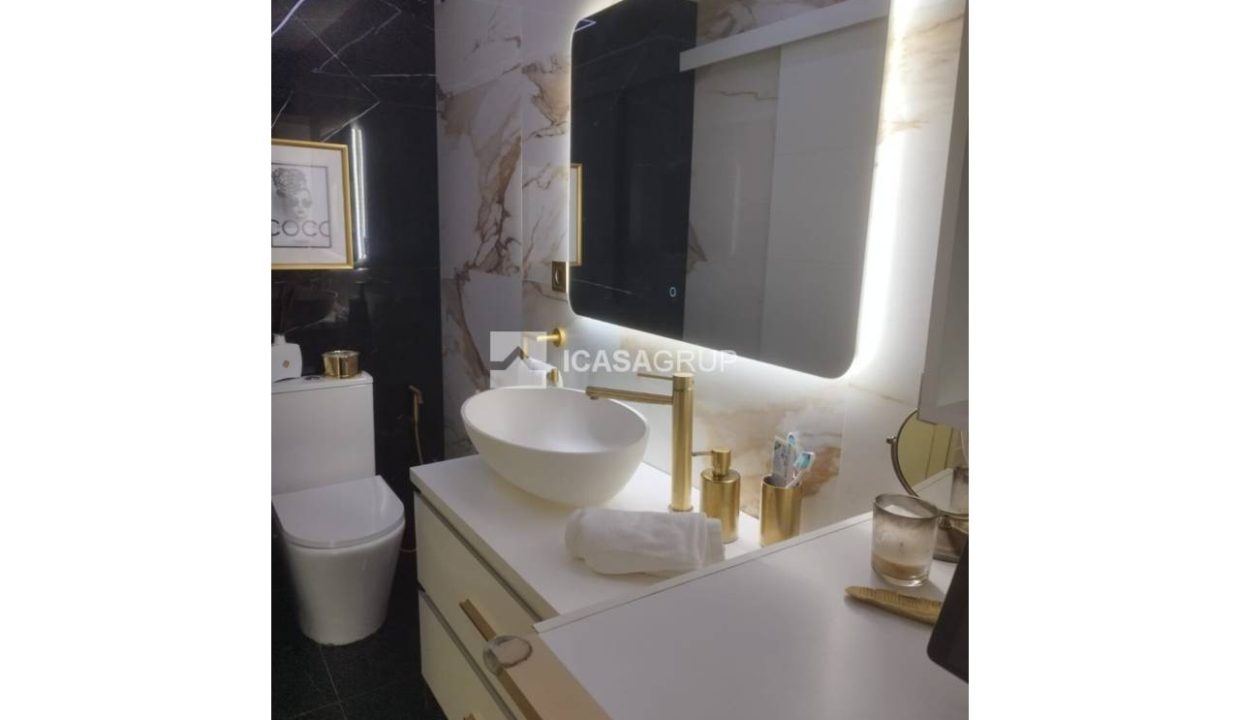 1168_63337731423_a4b06e98-1bd2-4a2f-944e-6e758c94da50