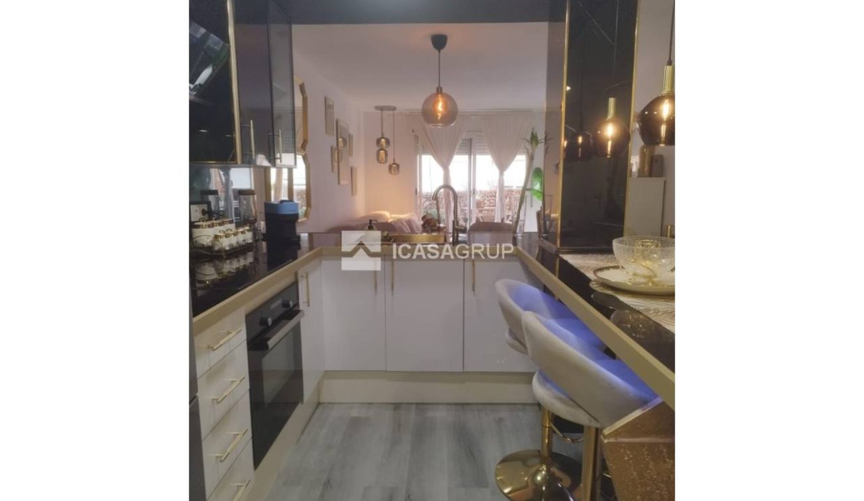 1168_63337731423_aec02ca3-faad-4658-b2d8-4383d93c7919